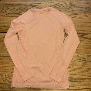 Figs under scrub bundle